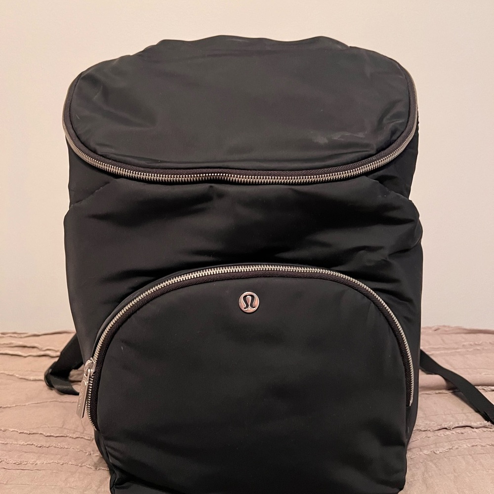 Lululemon new parent backpack